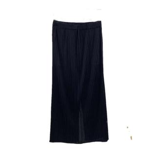 Váy Issey Miyake xếp ly mùa hè, thiết kế màu trơn xẻ mông, phù hợp cả mùa xuân