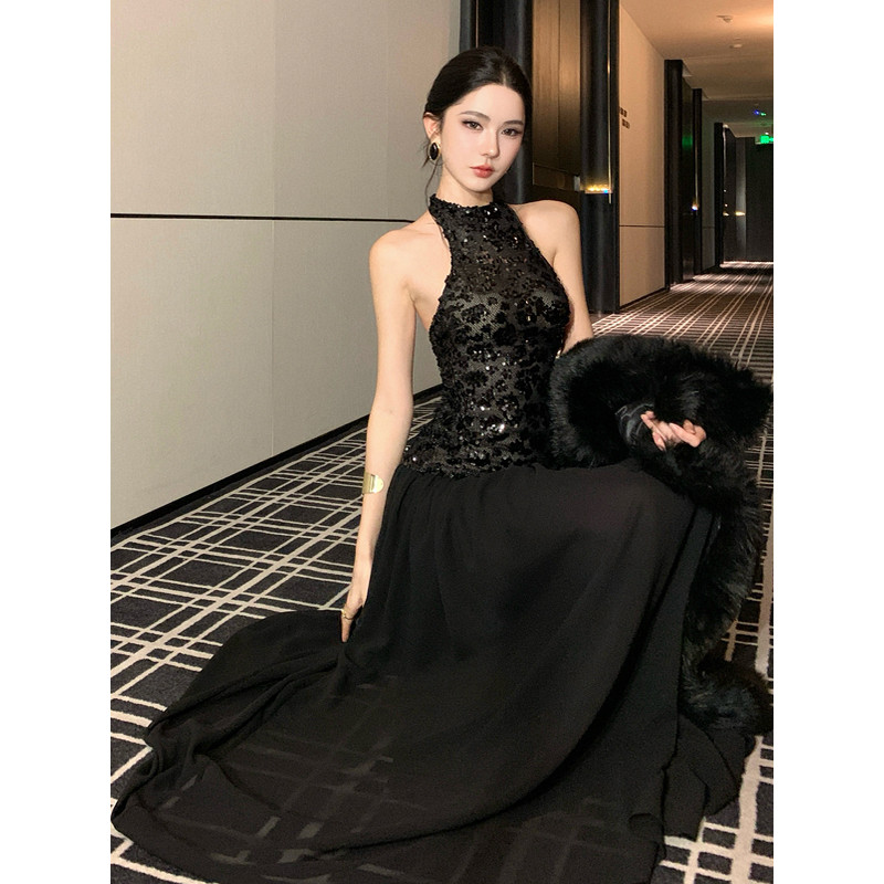 Đầm yếm dạ hội sang trọng khí chất Bling Bling 2 ảnh trải sàn cuối