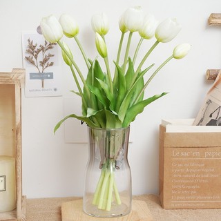 Hoa Tulip Giả Cao Su Cao Cấp Cảm Ứng Như Thật Decor Trang Trí Nhà Cửa Phụ Kiện Chụp Ảnh Phong Cách Bắc Âu Bó 5 Cành Đẹp Sang Trọng Cho Phòng Khách Ngủ Tiệc Cưới Sinh Nhật Quà Tặng Đạo Cụ Studio Nội Thất Mềm Mại Bền Màu Đa Dạng Sắc Latex Silk