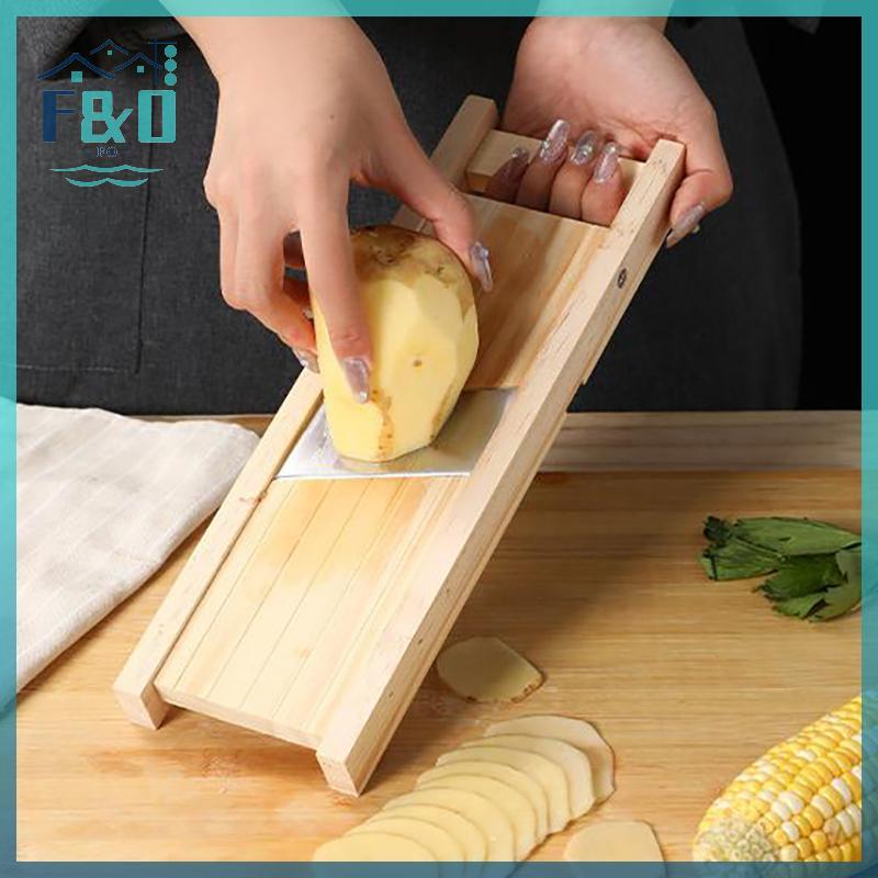 [F & O] Dụng cụ cắt rau củ bằng gỗ đa năng có lưỡi thép Máy thái lát khoai tây Dụng cụ gọt vỏ phô mai cà rốt Dụng cụ phụ kiện nhà bếp {vn}