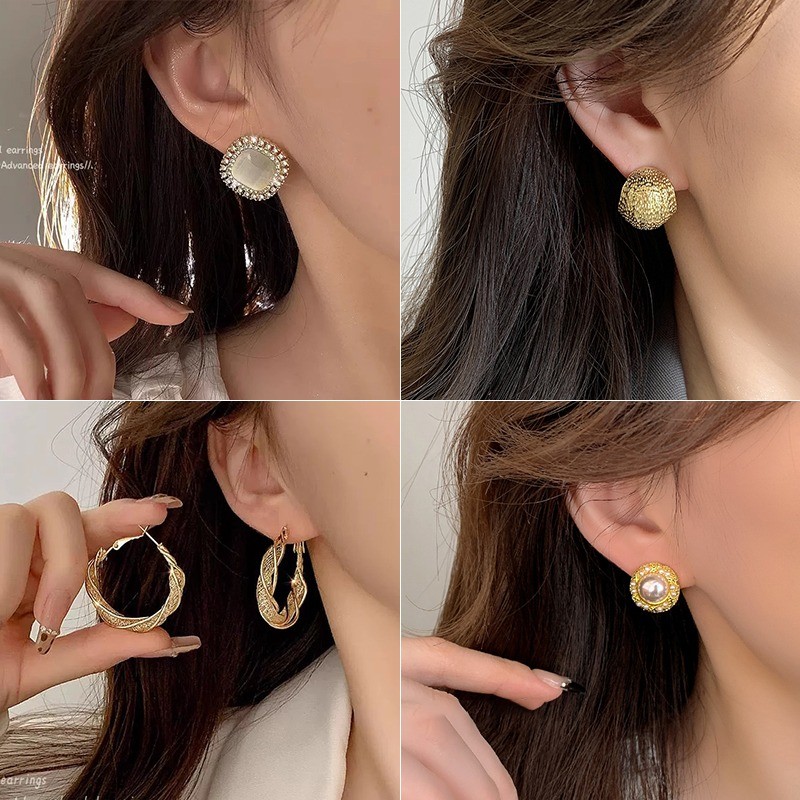 Bông tai phong cách Hồng Kông màu vàng, phù hợp mùa thu đông