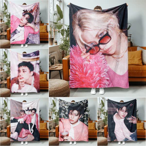 Chăn Flannel in hình một mặt Kpop Stray Kids cho ghế Sofa, giường ngủ, văn phòng hoặc du lịch