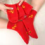 Tất cotton co giãn mềm mại - Thích hợp làm quà tặng Năm Mới với thiết kế ống giữa và màu đỏ chủ đề năm con Ngựa 2026