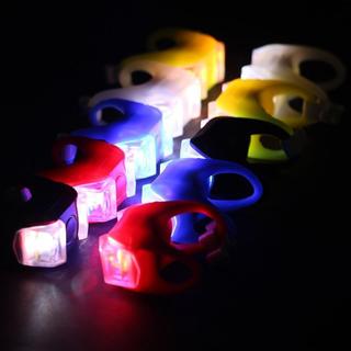 Tutu Light 6 Thế Hệ Ếch Đèn AG10 Pin Silicon Đèn Led Xe Đạp Ếch Đèn Cảnh Báo Đi Xe Phụ Kiện VN