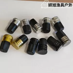 Cần câu trước với thanh nắp kim loại và cao su, dễ dàng sửa chữa