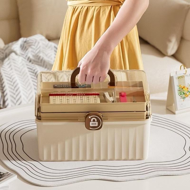 ￼Hộp y tế mini hộp đựng thuốc và dụng cụ y tế có 3 tầng, quai xách tiện lợi