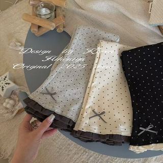 Quần legging bé gái họa tiết chấm bi – Ống loe dễ thương, viền bèo xinh cho mùa thu