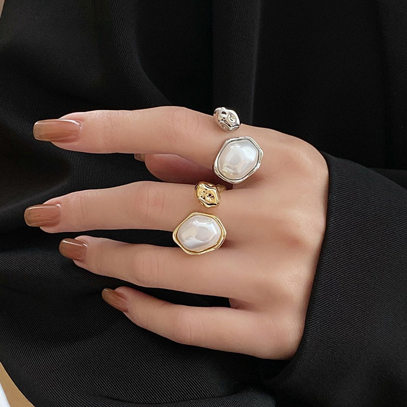 Nhẫn Ngọc Trai Baroque Nữ Thời Trang với Thiết Kế Mở Thanh Lịch