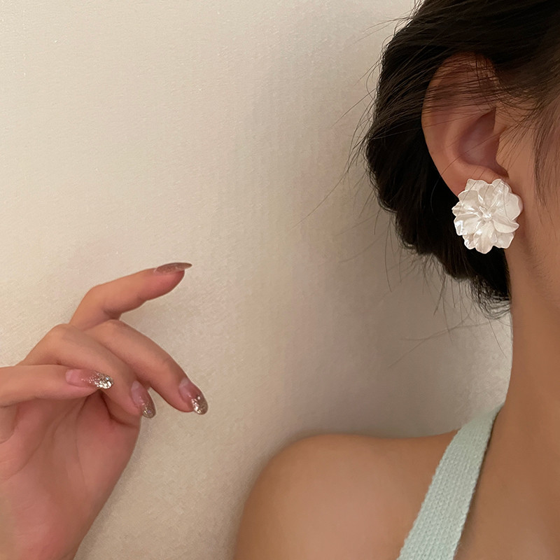 Bông tai hình hoa trắng Retro Thời trang thanh lịch dành cho nữ
