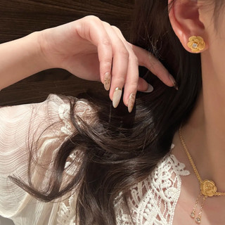Áo phong cách châu Âu và Mỹ, thiết kế cung đình với chất liệu chải camellia