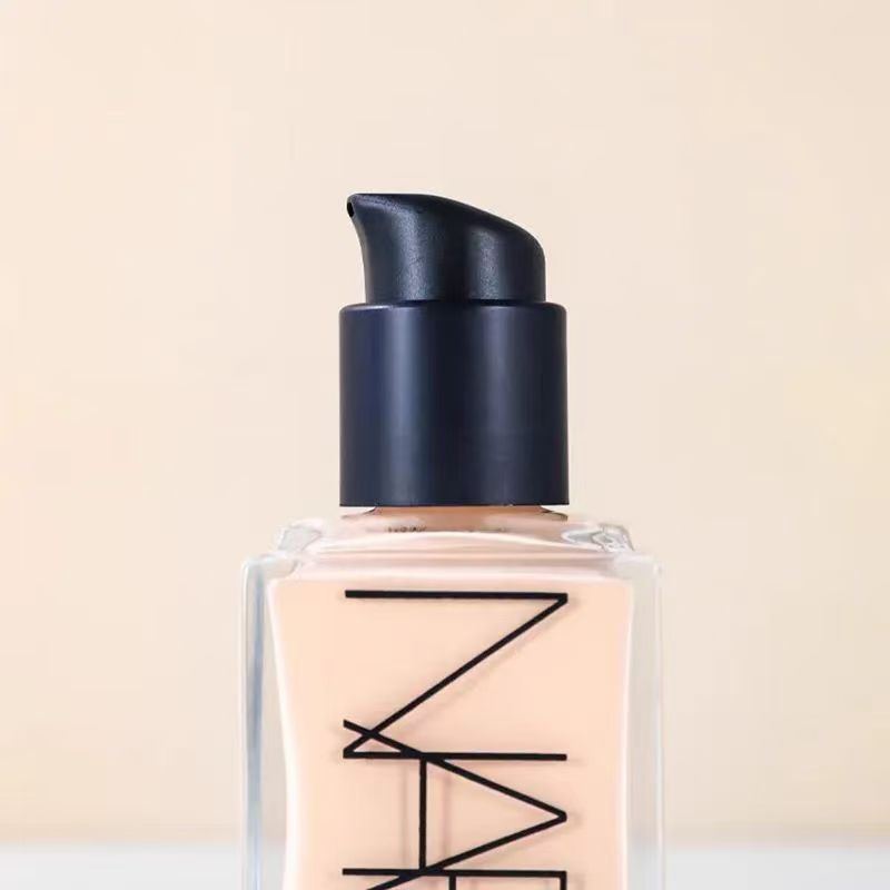 Yolo ❤Ultra Square Chai Streamer Beauty Liquid Foundation 30ml Làm sáng tông màu da L2 #