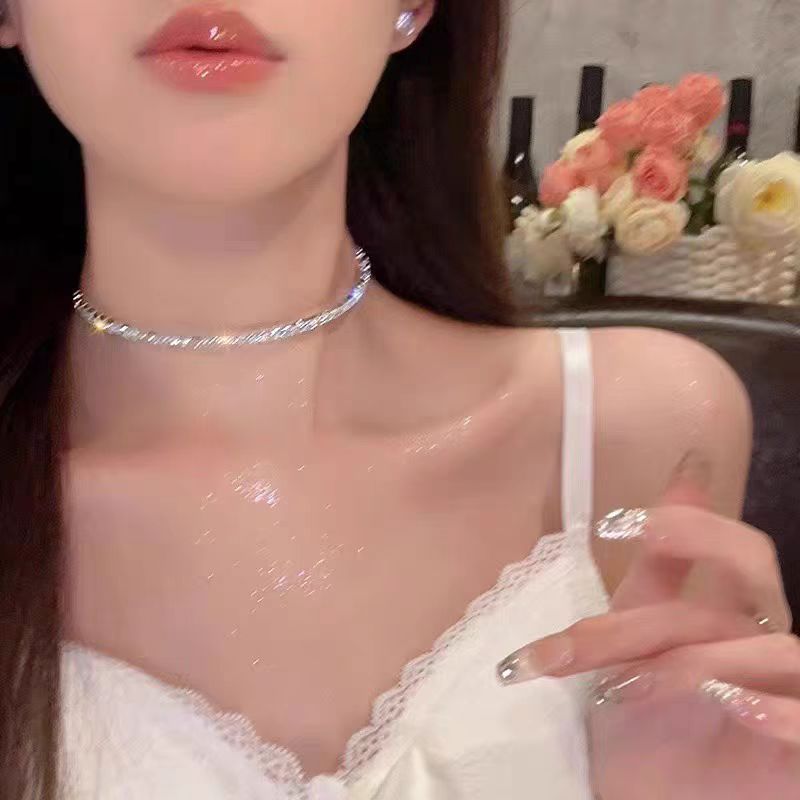 Vòng cổ choker kim cương giả, lấp lánh - Trang sức thanh lịch cho dạ hội