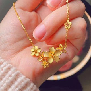 Vòng cổ hoa vàng nữ dành cho nữ