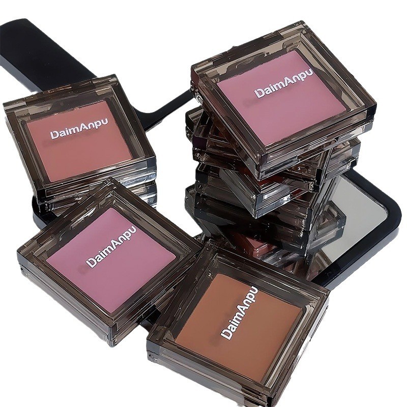 DAIMANPU Vuông Blush Cream Đơn Sắc Blush Tím Blush Xanh Mờ Làm Sáng Đỏ Trang Điểm Mờ Lâu Dài 2025.11.10