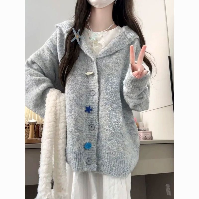 Áo len có mũ trùm đầu màu xám, phong cách thời thượng đầu xuân