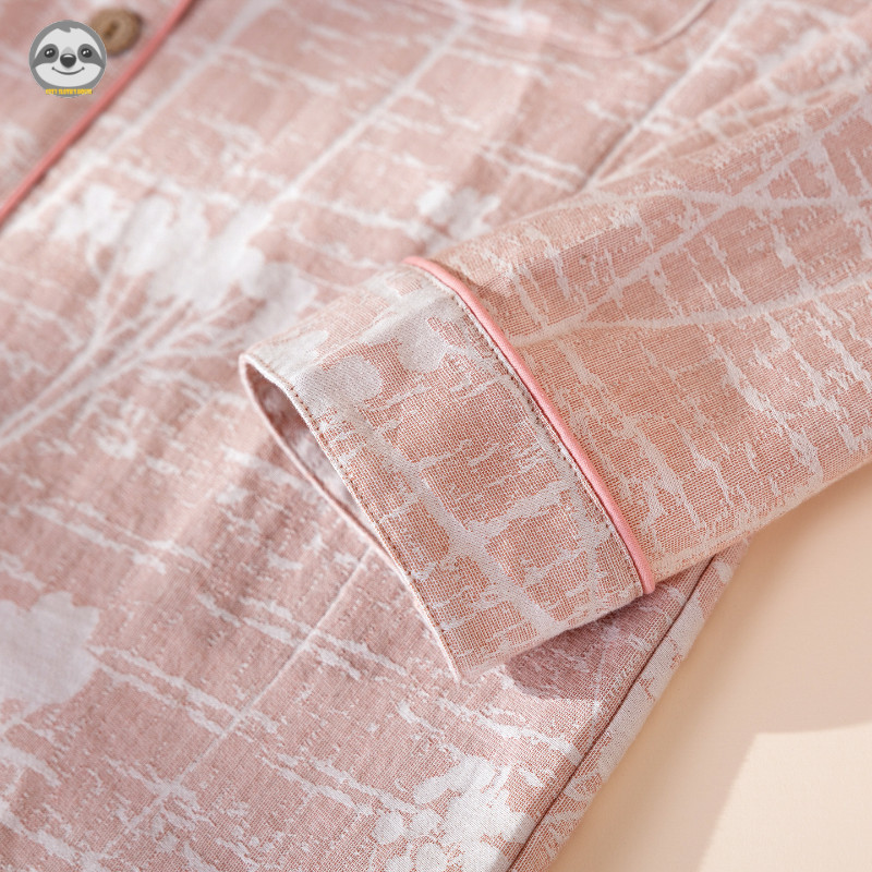 Quần dài và Cardigan từ vải lanh cotton chất lượng cao, thoáng khí, phù hợp mọi thời tiết.