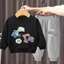 Trang phục áo thun hoạt hình hợp thời trang dành cho trẻ em Bộ hai mảnh mềm mại với quần Jogger thoải mái để mặc hàng ngày