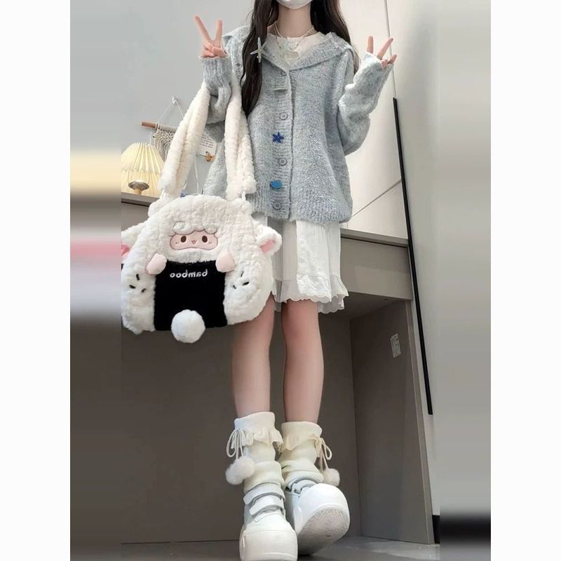 Áo len có mũ trùm đầu màu xám, phong cách thời thượng đầu xuân