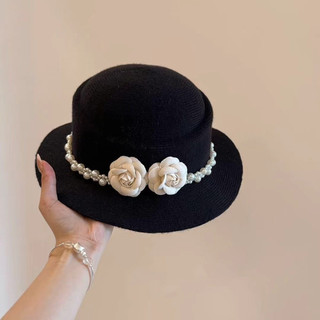 Mũ ngọc trai Camellia phong cách Hepburn