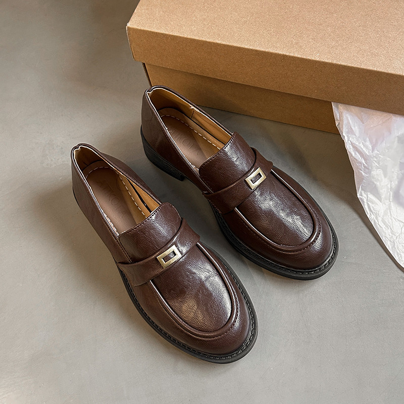 Atikota Nữ Loafers Thời Trang Đơn Giản Kim Loại Trang Trí Thường Ngày Retro Da Mềm Ngón Chân Tròn Thoải Mái Giày Đơn