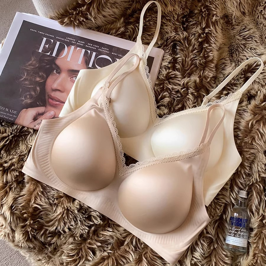 Áo Ngực Ren Satin Deep V Cho Người Ngực Nhỏ, Không Vòng Thép
