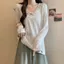 Áo thun dài tay cổ chữ V hạt móng tay dáng rộng, phù hợp mùa xuân thu