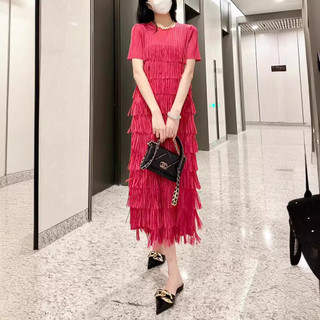Đầm Miyake tua rua xếp ly nhẹ nhàng, thời trang mùa hè