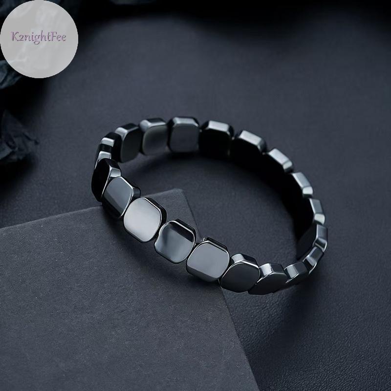 Vòng tay nam đá hematite đen hạt vuông co giãn hỗ trợ tinh thần và tăng cường sự tự tin.