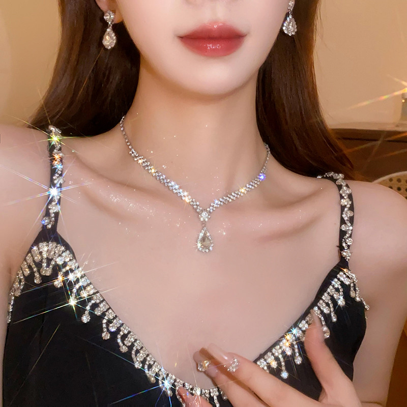 Vòng cổ mặt kim cương hình giọt nước nữ, thời trang thanh lịch cho dạ hội