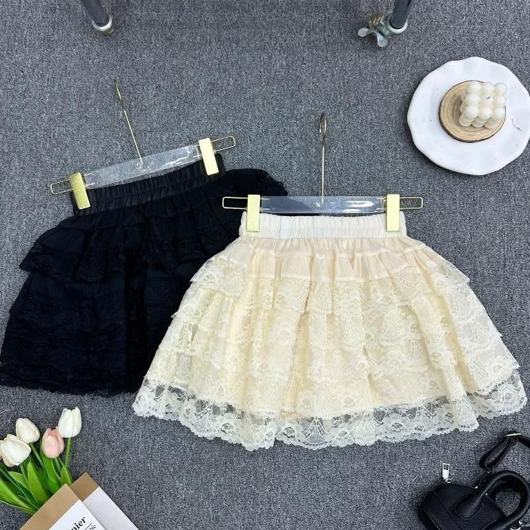 Chân Váy Nữ Dáng Xoè Kèm Quần Trong Váy Tầng Xòe Bᶖgsize Dễ Thương Chất Ren Dày Dặn Phong Cách Trẻ Trung ESHOP MS489