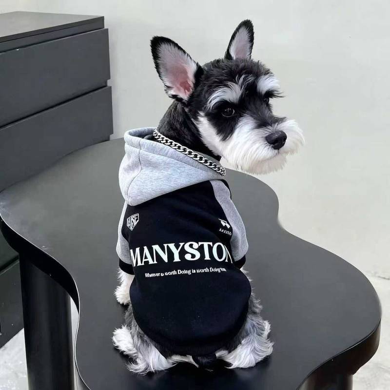 【Ready Stock】 Dog Pet Clothes Autumn and Winter Fleece-Lined Three Bars Hooded Sweater Small and Medium-Sized Dogs Teddy Schnauzer Border Collie Clothes 0mJx