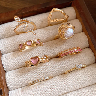 Bộ nhẫn vàng 8 món: Trái tim hồng, ngọc trai, rắn, kim cương giả - Style ngọt ngào lãng mạn cho phụ kiện nữ thời trang