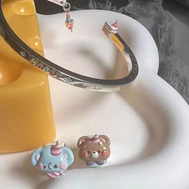 Vòng tay thời trang mới đa năng dễ thương ngọt ngào