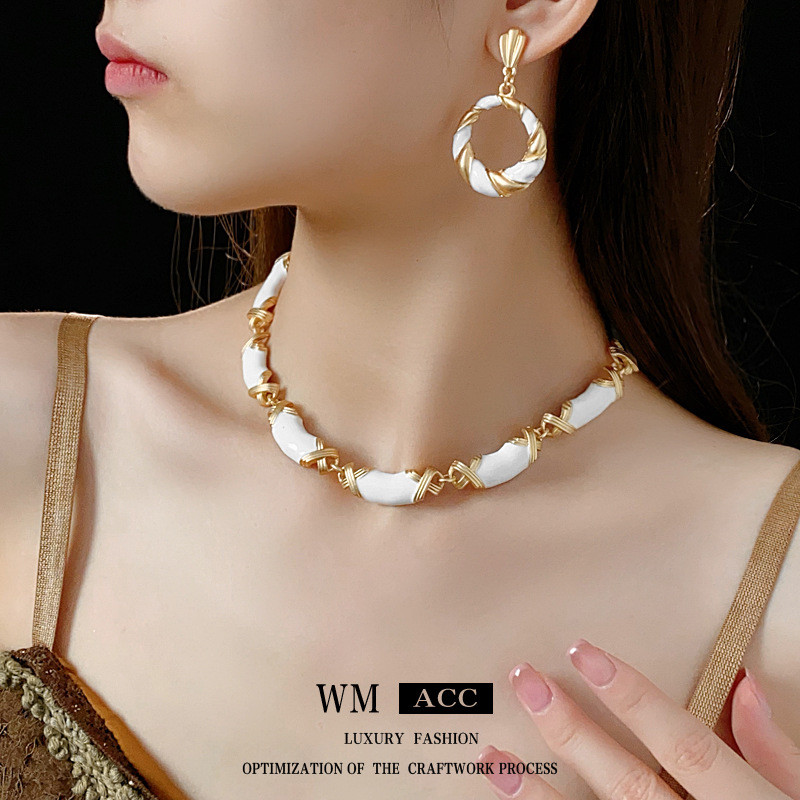 Thời Trung Cổ vintage Bộ Trang Sức Bạc Kim Nhỏ Giọt Xoắn Hình Học Bông Tai Vòng Cổ Retro Cao Cấp Ánh Sáng Sang Trọng 12.05