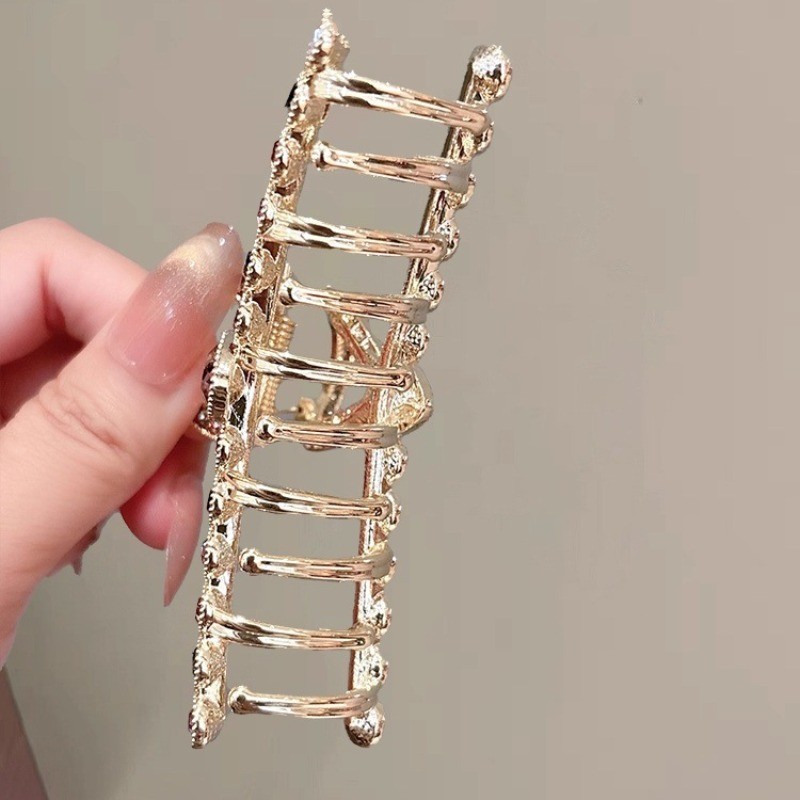 Kẹp tóc phong cách Hàn Quốc với kim cương giả, phù hợp với tóc dày - Mauropoli sẵn sàng