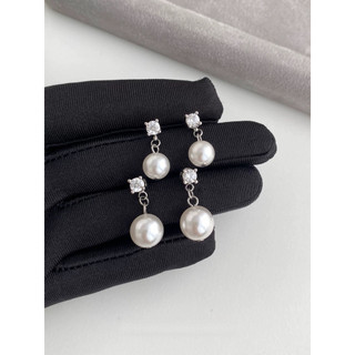 Bông tai bạc 925 với kim zircon và ngọc trai, mặt dây chuyền kèm theo, phong cách Hàn Quốc lấp lánh, sang trọng và thanh lịch.