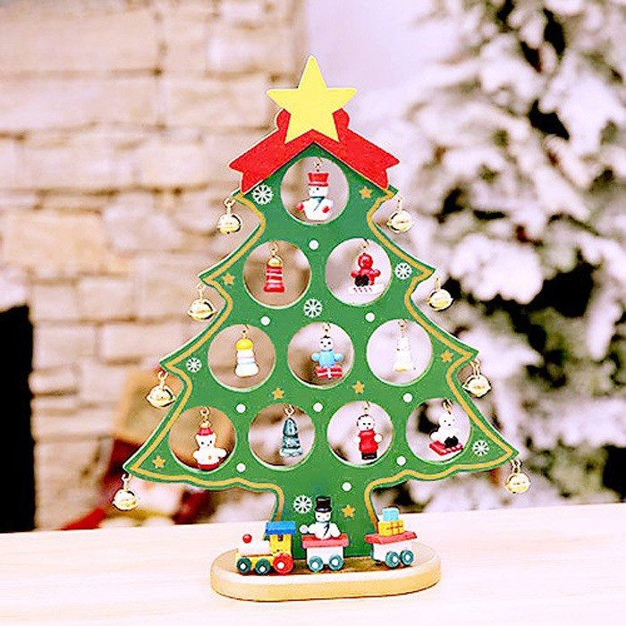 Mô Hình Cây Thông Noel Chuông Vàng Bằng Gỗ để Bàn (màu Xanh/đỏ)