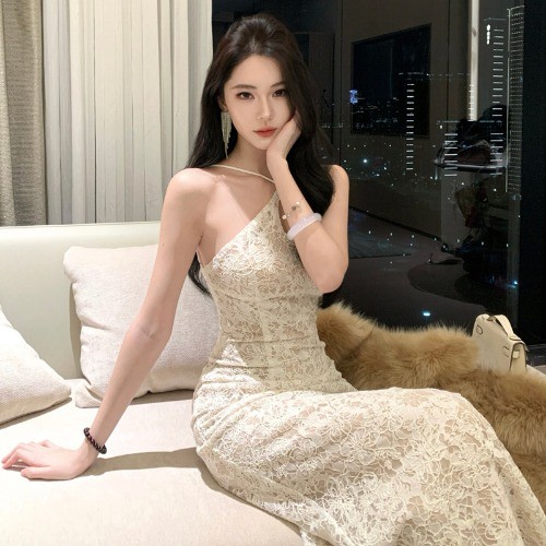 Đầm dây tăm ren hoa thiết kế Pháp
