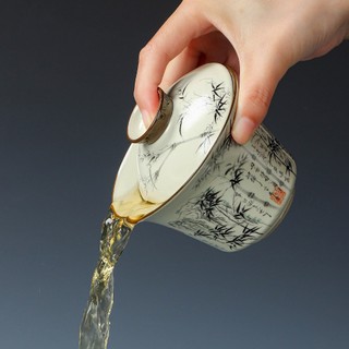 Chén Khải Sứ Tiềm Trà Men Tro Họa Tiết Trúc Và Thư Pháp Dung Tích 175 ml