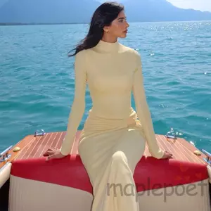 Váy đuôi cá dài tay cổ cao màu trơn - Thanh lịch cho mọi sự kiện và hàng ngày