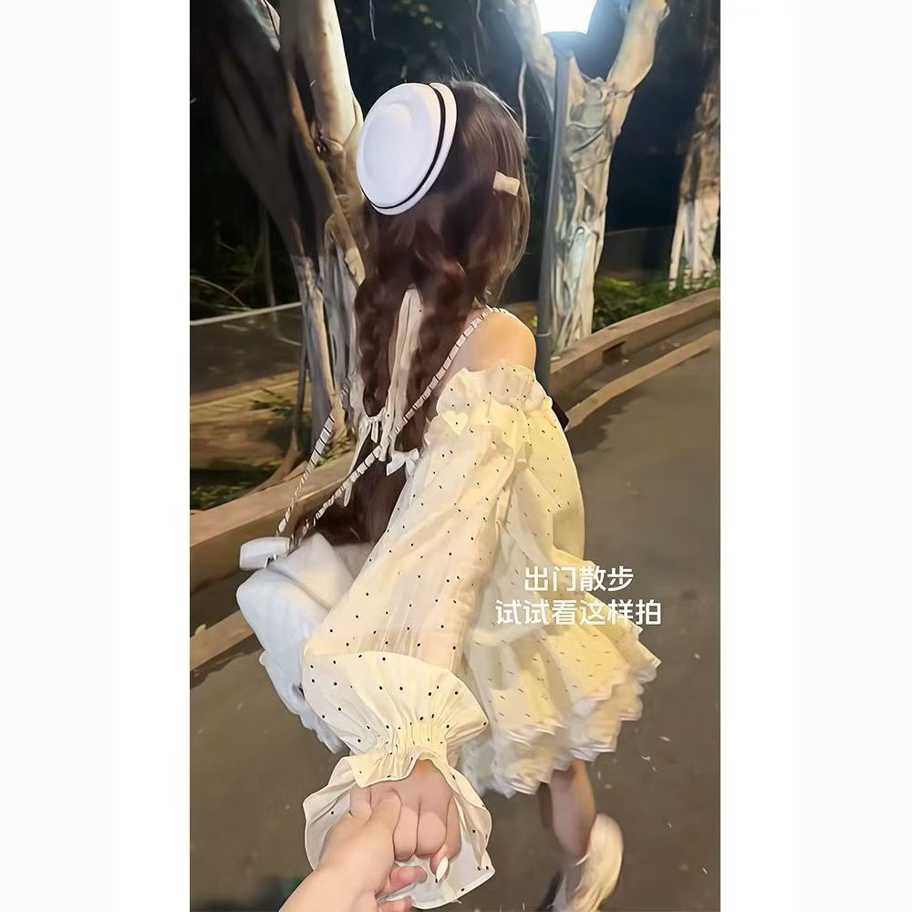 纯欲甜美一字肩波点长袖连衣裙子女秋季法式收腰小个子花苞短裤子