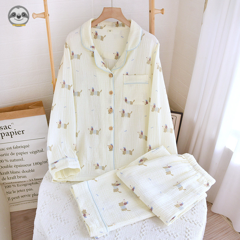 Bộ đồ ngủ nữ style Nhật Bản từ vải cotton nguyên chất, thiết kế thoải mái, phù hợp để mặc nhà hay ra ngoài.
