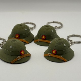 Móc khóa mũ cối bộ đội – Quà lưu niệm độc đáo, biểu tượng Việt Nam