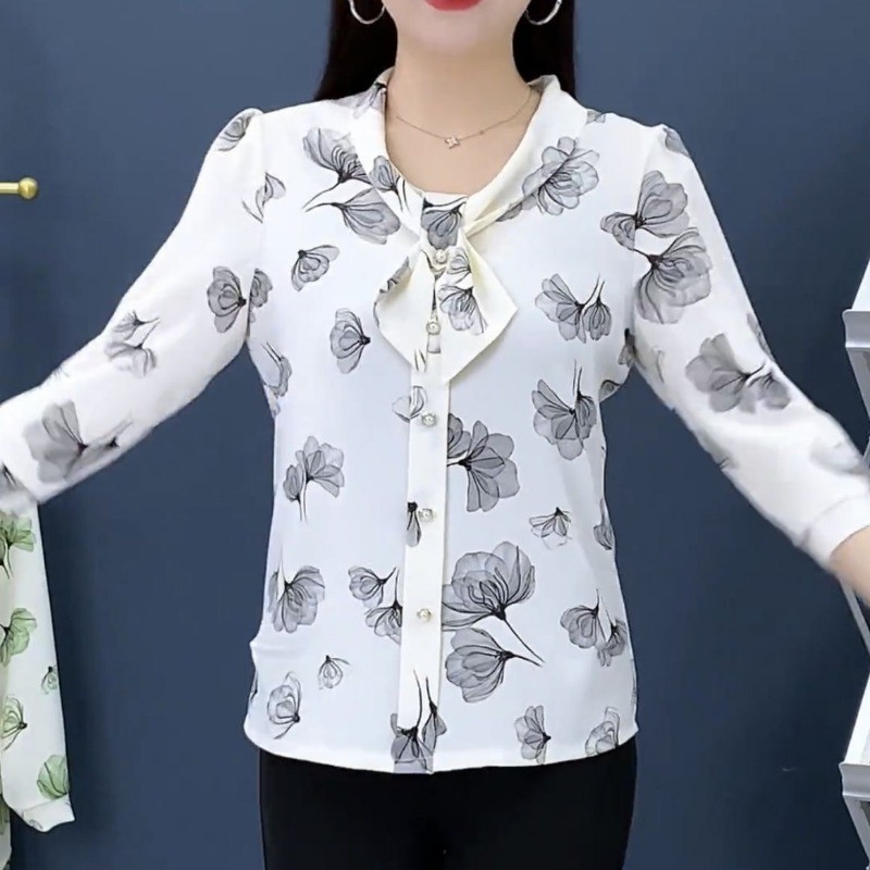 Áo thun dài tay họa tiết hoa bướm cho mùa thu, thiết kế rộng rãi và thoải mái