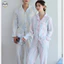 Bộ đồ ngủ nam nữ hai lớp từ cotton nguyên chất, thiết kế sọc màu sắc, cảm giác sang trọng và thoải mái.