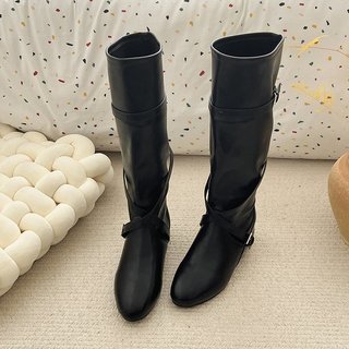 Giày bốt nữ mũi tròn nâng cao bên trong Khóa thắt lưng trượt thời trang
