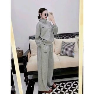 Bộ nữ chất 2DA dày, có khoá cổ nỉ form rộng-chữ alo hàng loại 11111 siêu xinh-thuba94