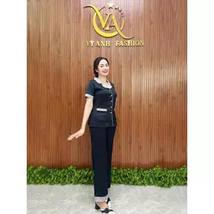 Đồ Bộ Tầm Nhung Thêu Hoa Phối Cổ. Đồ Bộ Nữ Trung Niên Cao Cấp Mặc Thoáng Mát, Thoải Mái. Thời Trang Trung Niên Vy Anh