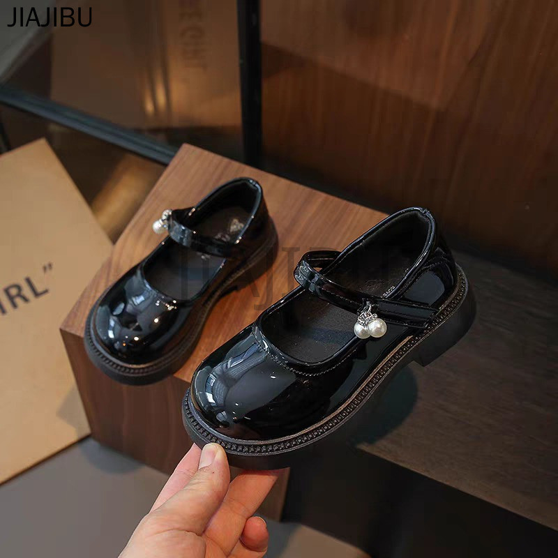 Giày Da Đế Mềm Mũi Tròn Chống Trượt Kiểu Dáng Công Chúa Pháp Dễ Thương Dành Cho Bé Gái Korean Fashion High-quality Kids Patent Leather Platform Mary Jane Doll Shoes Giày Lolita Đế Thấp Màu Be/đen Phong Cách Nhật Bản Dùng Để Cosplay Đi Học