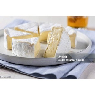(Hỏa Tốc HN) Phô Mai Camembert Castello 125g Đậm Đà, Thơm Chuẩn Kiểu Pháp